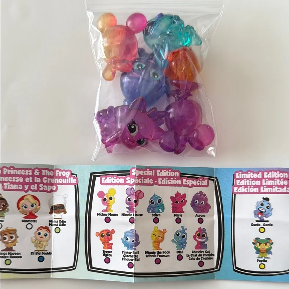 Disney Doorables Technicolor 6 Special Edition Figures - Picture 3 of 3